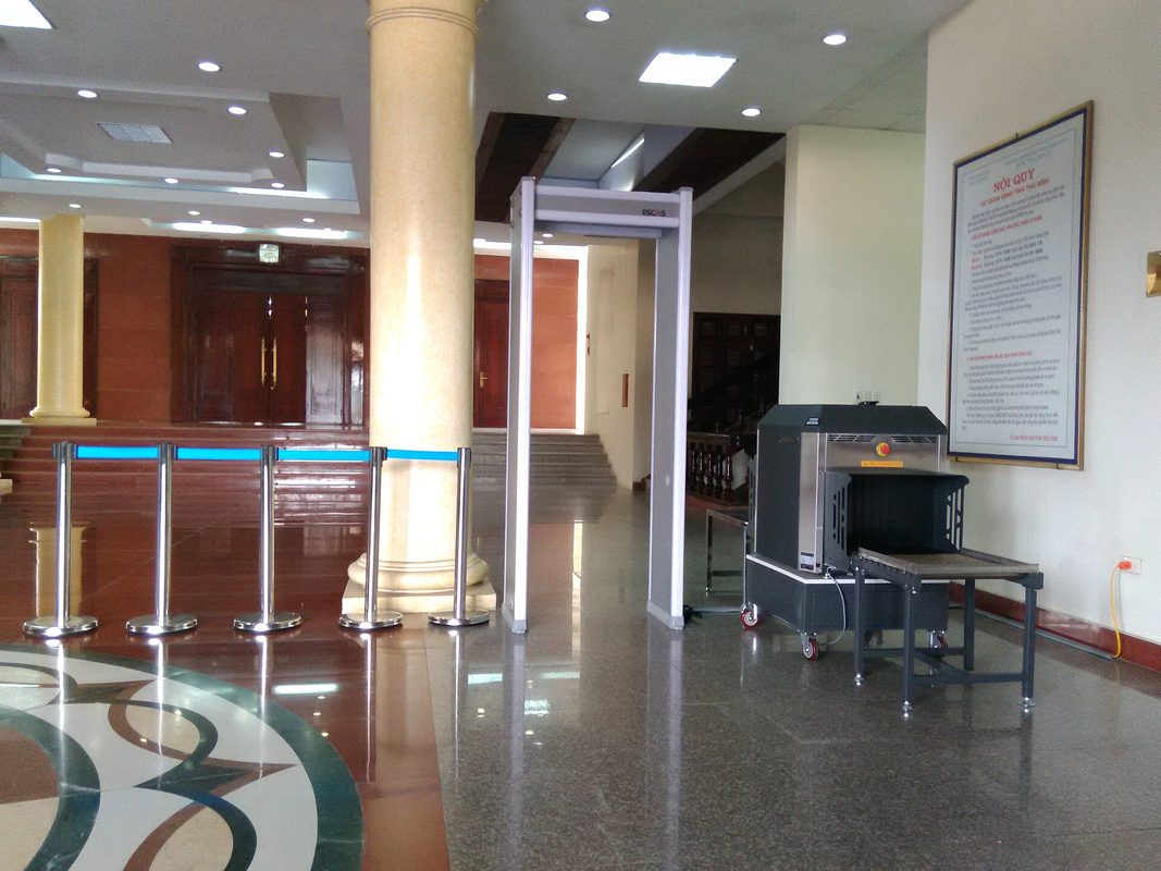 اسکنر تلفیقی چمدان (دو انرژی + پس‌پراکنده)